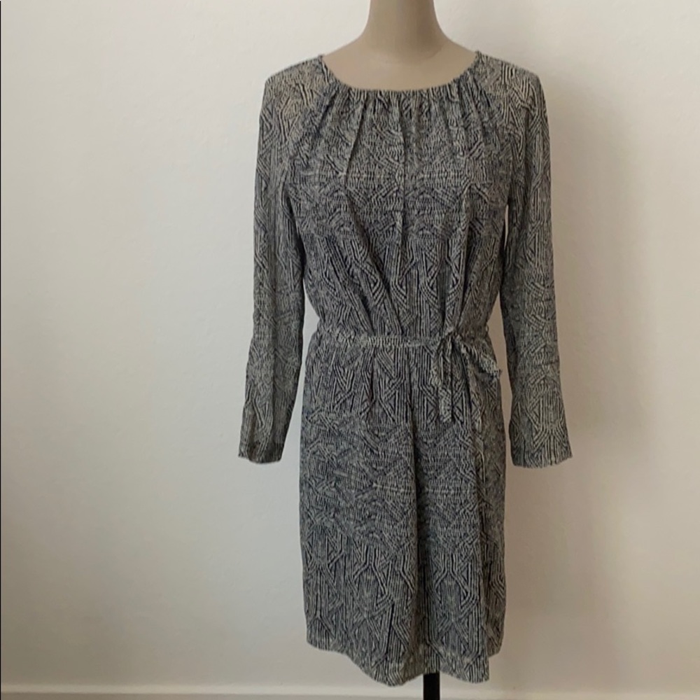 Armani Exchange Size 4